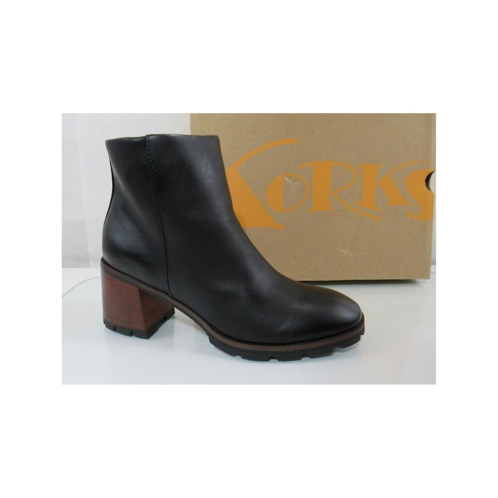 Korks Chandler Size 7.5 Stacked Block Heel Booties Ankle Boots Black